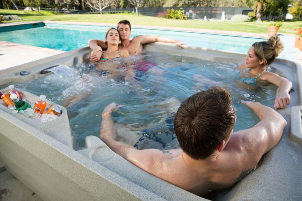 Freeflow-Excursion-2015-Sand-Lifestyle-Couples-07